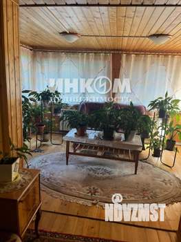 Дом 271м², 3-этажный, участок 12 сот.  