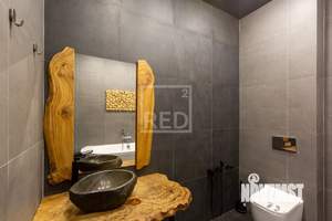 Дом 175м², 2-этажный, участок 6 сот.  