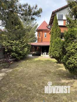 Дом 317м², 3-этажный, участок 8 сот.  