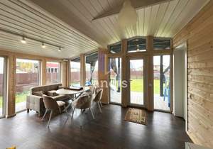 Дом 115м&sup2;, 1-этажный, участок 6 сот.  