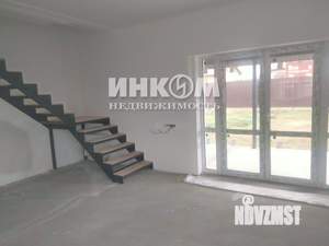 Дом 156м&sup2;, 2-этажный, участок 6 сот.  