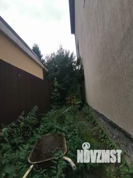 Коттедж 365м², 3-этажный, участок 5 сот.  