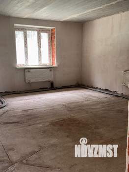 Таунхаус 297м², 3-этажный, участок 6 сот.  