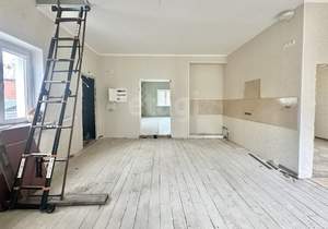 Дом 280м², 2-этажный, участок 14 сот.  
