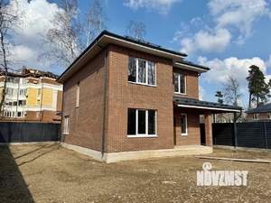Коттедж 170м², 2-этажный, участок 5 сот.  