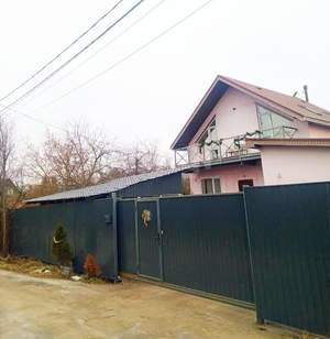 Дом 157м², 2-этажный, участок 8 сот.  