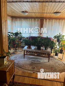 Дом 271м², 3-этажный, участок 12 сот.  