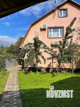 Дом 250м², 3-этажный, участок 6 сот.  