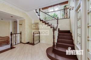 Коттедж 412м&sup2;, 3-этажный, участок 11 сот.  