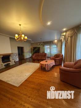 Дом 462м², 3-этажный, участок 18 сот.  