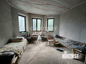 Дом 250м², 3-этажный, участок 11 сот.  