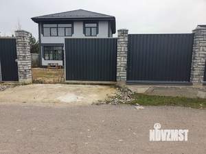 Коттедж 220м², 2-этажный, участок 6 сот.  