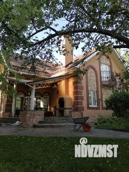 Дом 210м², 2-этажный, участок 14 сот.  