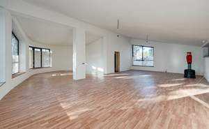 Дом 440м², 3-этажный, участок 5 сот.  