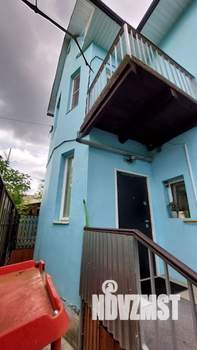 Дом 150м², 3-этажный, участок 3 сот.  