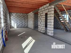 Коттедж 195м&sup2;, 2-этажный, участок 6 сот.  