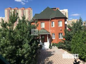 Дом 277м², 2-этажный, участок 9 сот.  