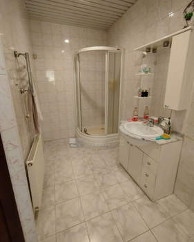 Дом 340м², 3-этажный, участок 14 сот.  