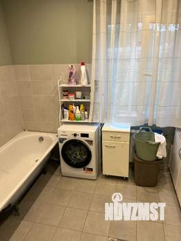 Дом 220м², 2-этажный, участок 10 сот.  