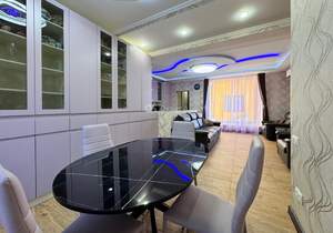 Дом 250м², 2-этажный, участок 8 сот.  
