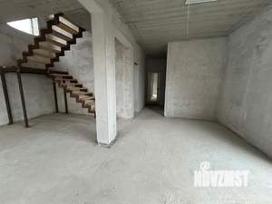 Дом 127м², 2-этажный, участок 4 сот.  