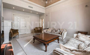 Дом 432м², 3-этажный, участок 10 сот.  