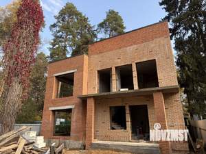 Коттедж 180м&sup2;, 2-этажный, участок 6 сот.  