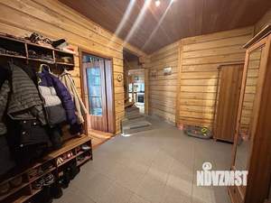 Дом 215м², 3-этажный, участок 10 сот.  