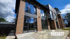 Коттедж 209м², 2-этажный, участок 6 сот.  