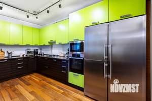 Коттедж 234м², 3-этажный, участок 9 сот.  
