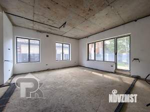 Коттедж 240м², 2-этажный, участок 5 сот.  