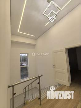 Дом 180м², 2-этажный, участок 5 сот.  