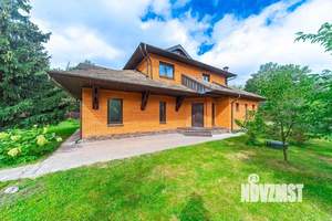 Дом 400м&sup2;, 2-этажный, участок 26 сот.  