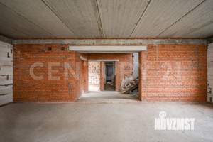 Дом 200м&sup2;, 2-этажный, участок 5 сот.  