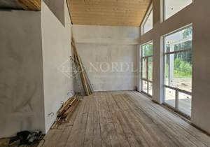 Дом 189м², 2-этажный, участок 10 сот.  