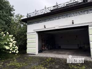 Дом 644м², 2-этажный, участок 32 сот.  