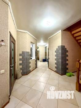 Дом 275м², 2-этажный, участок 7 сот.  