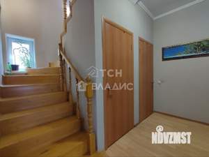 Дом 220м², 2-этажный, участок 4 сот.  