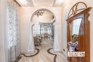 Коттедж 630м², 3-этажный, участок 10 сот.  