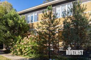 Коттедж 306м&sup2;, 2-этажный, участок 15 сот.  