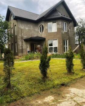Дом 400м², 3-этажный, участок 8 сот.  