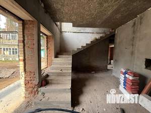 Коттедж 180м&sup2;, 2-этажный, участок 6 сот.  