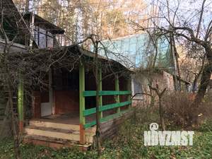 Дом 180м², 3-этажный, участок 25 сот.  