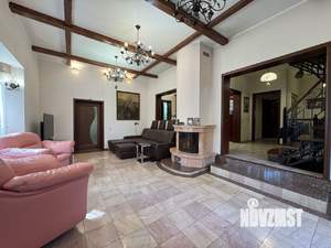 Дом 300м², 2-этажный, участок 15 сот.  