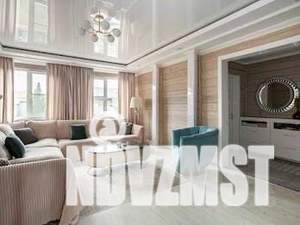 Коттедж 240м², 2-этажный, участок 6 сот.  