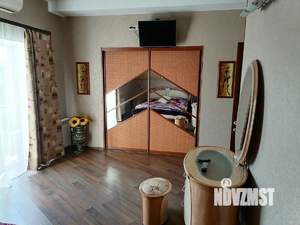 Дом 210м², 2-этажный, участок 14 сот.  