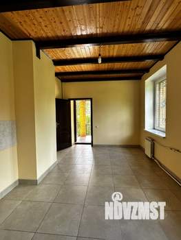 Дом 301м², 3-этажный, участок 12 сот.  