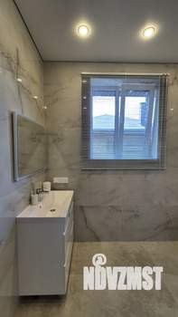 Дом 200м², 2-этажный, участок 10 сот.  