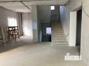 Коттедж 352м², 3-этажный, участок 6 сот.  