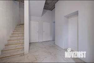 Дом 243м², 3-этажный, участок 4 сот.  